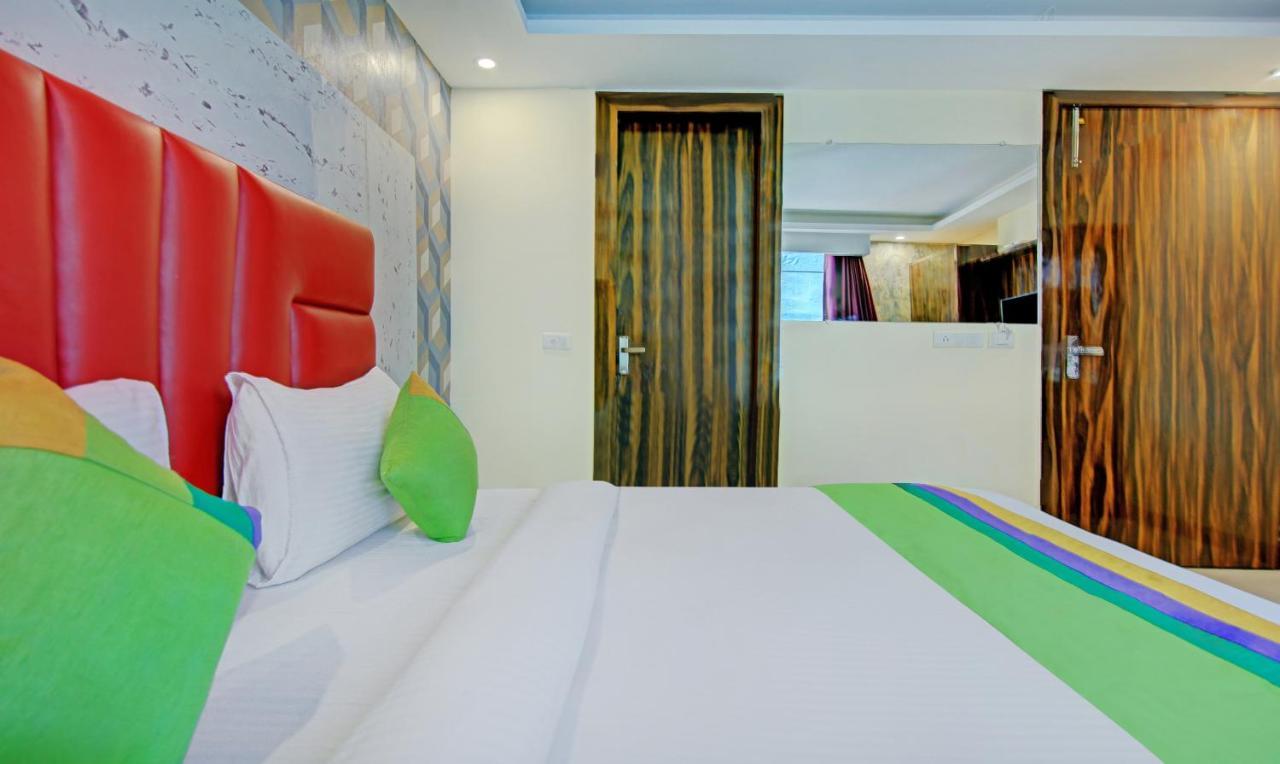 Treebo Trend Smart Signature Nuova Delhi Esterno foto
