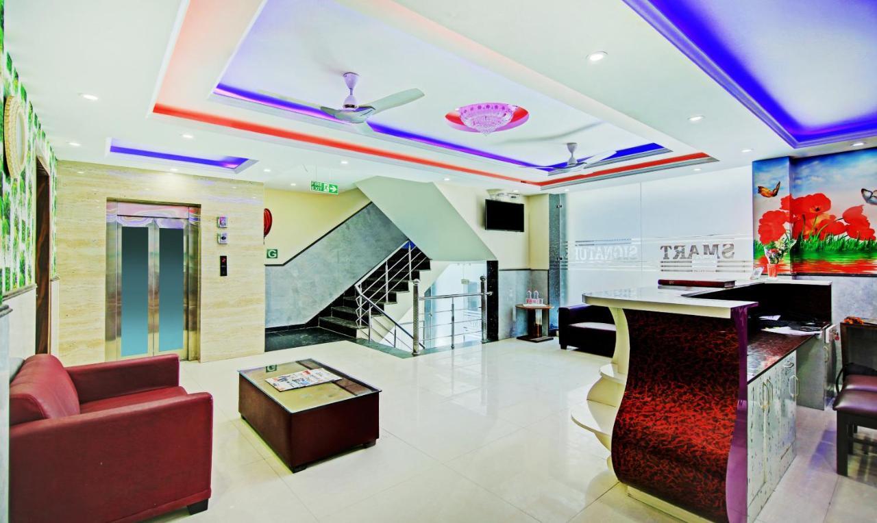 Treebo Trend Smart Signature Nuova Delhi Esterno foto